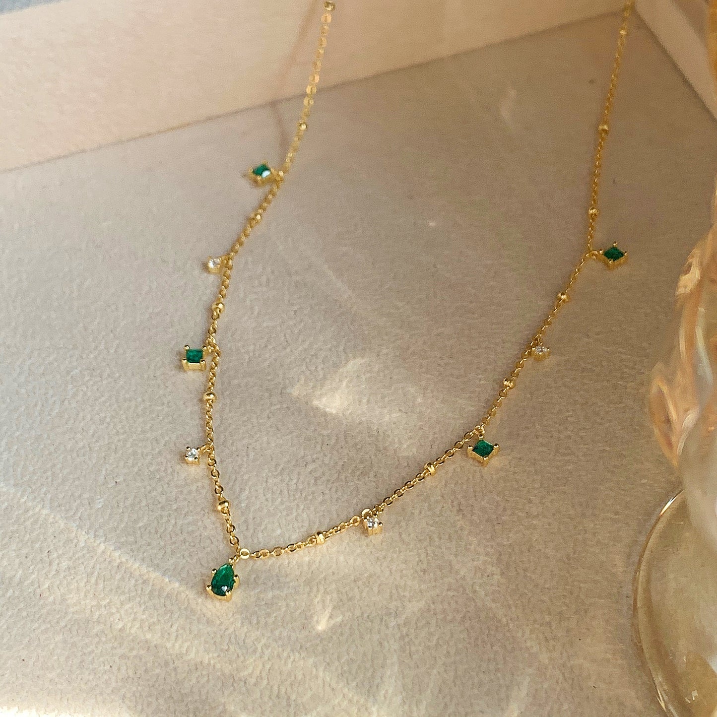 Luxury Emerald Zircon Clavicle Necklace